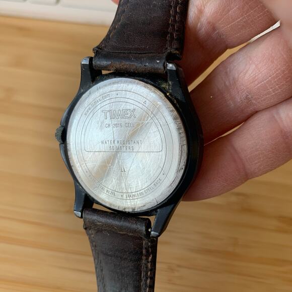 Timex Expedition Men's Indiglo Date Watch WR 50M Luminous Leather Band - Picture 4 of 8